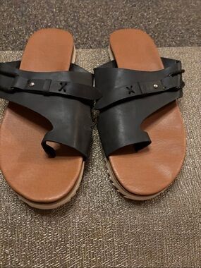 Women's Black Slide Sandals with Tan Footbed
